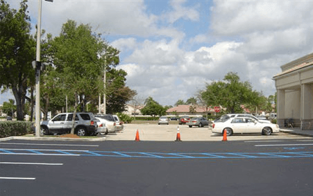 West Palm Beach parking lot and driveway seal coating and striping