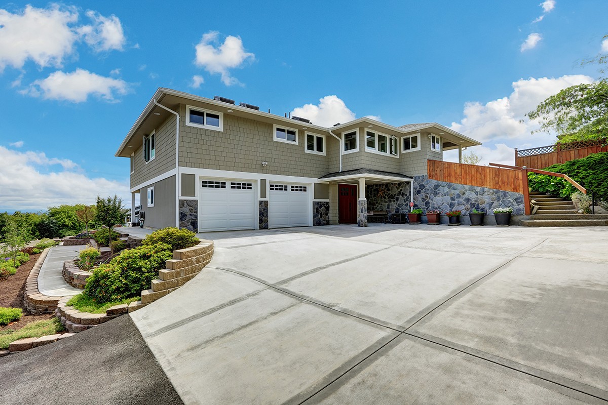 Clean concrete by Trinity asphalt and Paving