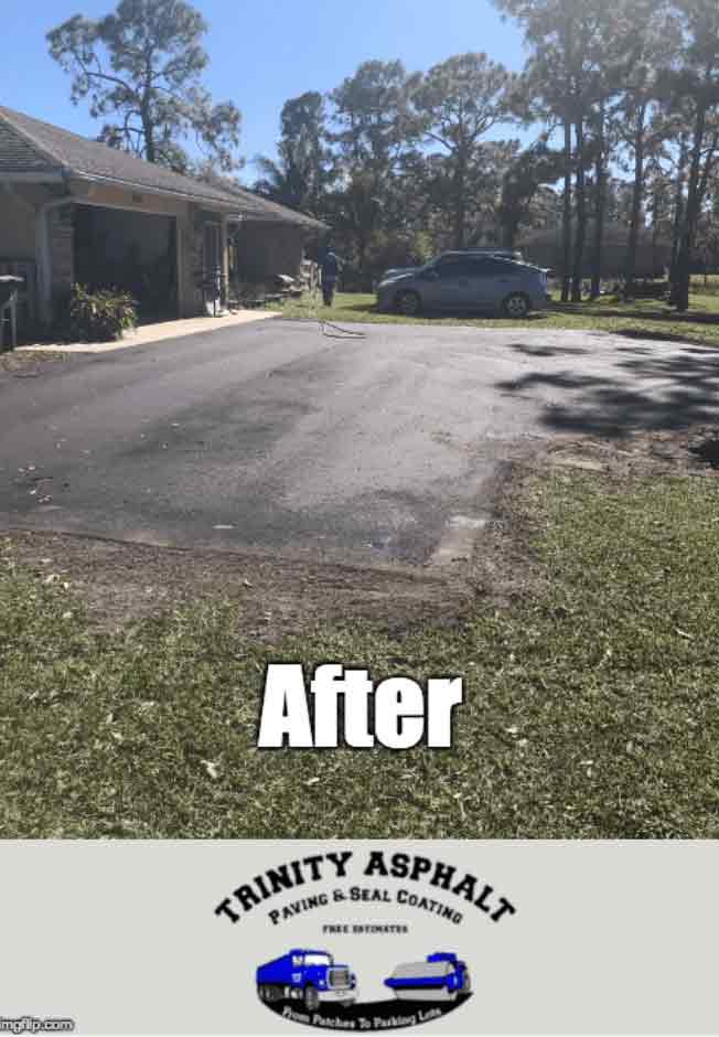 Driveway in the Acreage after Trinity Asphalt Finished